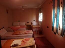 Auberge Des Lacs imilchil