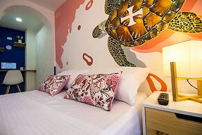 Casa del Puerto Hostel & Suites