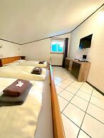 Hotel Wildrose