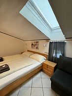 Hotel Wildrose