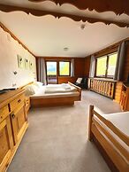 Hotel Wildrose