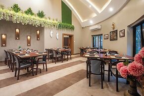 Treebo Premium Mowgli's Den Pench Tiger Reserve