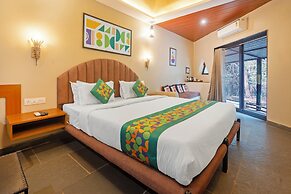 Treebo Premium Mowgli's Den Pench Tiger Reserve