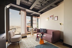 Stay Lab Residence