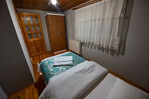 My Guse Suite