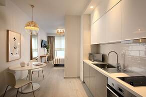 Joy Luxury Central Apartment