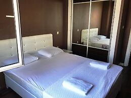 Aqua Suite