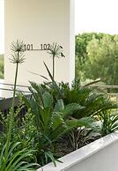 Eco Green Residences & Suites