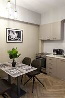 Privilege Flat Renovated Upscale Studio