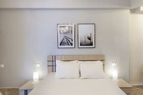 Privilege Flat Renovated Upscale Studio
