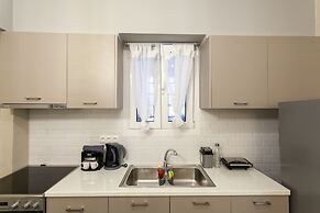 Privilege Flat Renovated Upscale Studio
