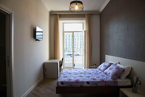 Garibaldi Rooms