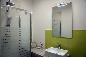 Garibaldi Rooms