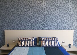 Garibaldi Rooms