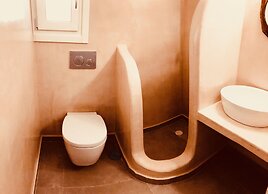 Aeris suites