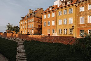 Old Town Market Place Penthouse
