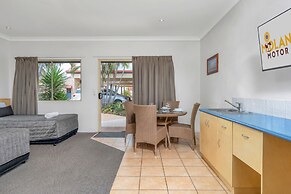 Midlander Motor Inn