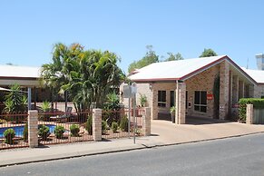 Midlander Motor Inn