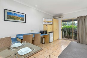 Midlander Motor Inn
