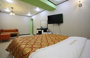 Yegrina Motel