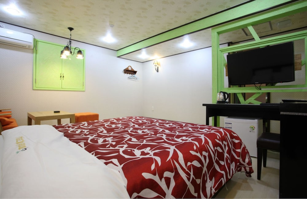 Yegrina Motel