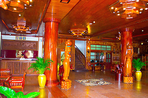 Pierre Hotel
