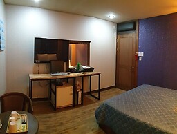 Romance Motel