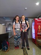 Cozi Hotel