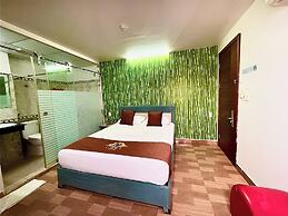 Cozi Hotel