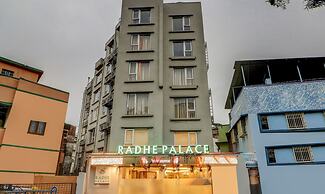 Treebo Radhe Palace, Lake Town
