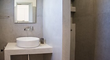 Pharos Apartments