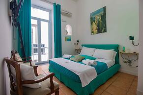 Carafa's Central Apartments