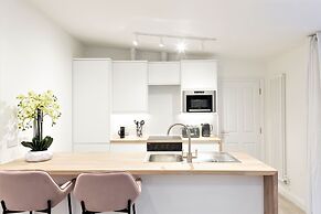Frederick Place Your Apartment
