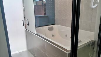 ON APARTASUITES
