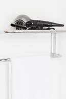 Sherlock Modern Home by Svelte Living