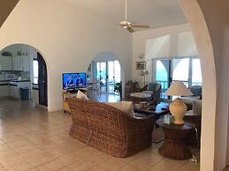 Patricks Bay Villa