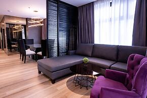 Coro Hotel