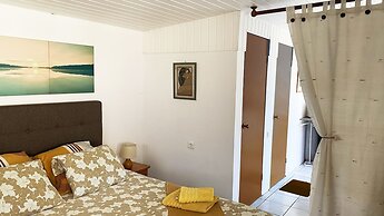 Mahina's Lodge