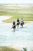 Estancia Anastasio by Folk