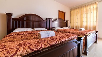 Golf Lane Hotel