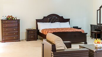 Golf Lane Hotel