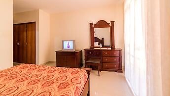 Golf Lane Hotel