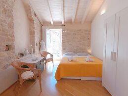 Historic Piazza House & Romantic Garden