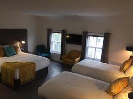 Base Accommodation Dingle