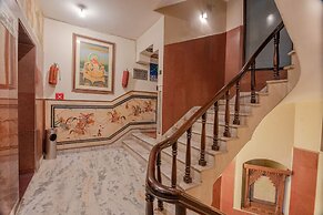 Hotel Aashish