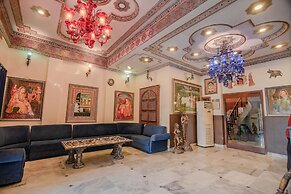 Hotel Aashish