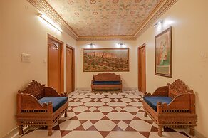 Hotel Aashish