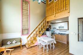 Sunny Junny Pension