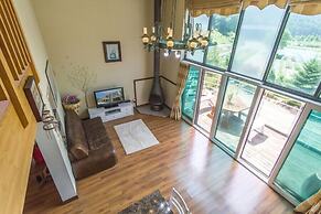 Sunny Junny Pension