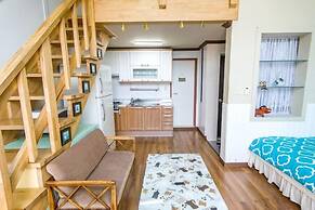 Sunny Junny Pension